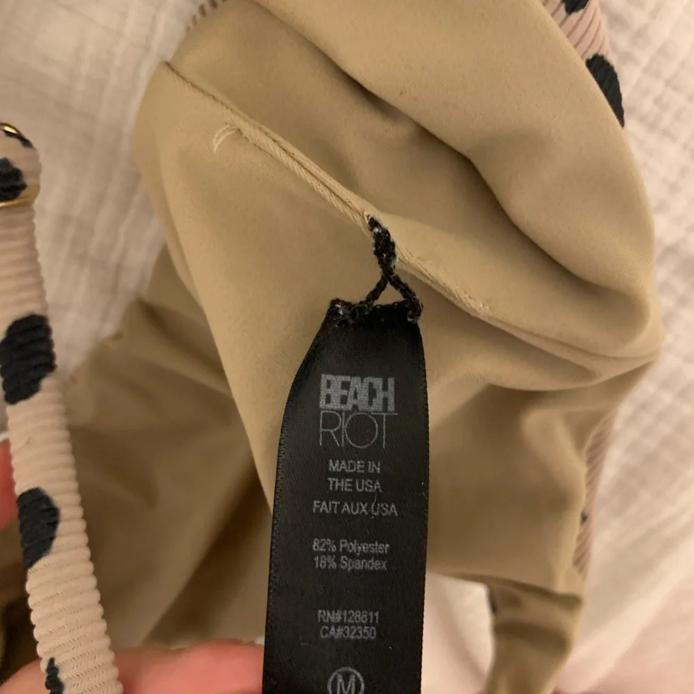 Beach Riot Set - Picture 5 of 7